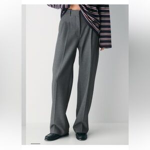 Aritzia Wilfred The Effortless Pant™ - (Re)ssential